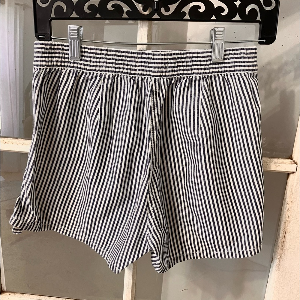 Madewell (XXS) ladies blue & white striped shorts ! - Picture 2 of 2
